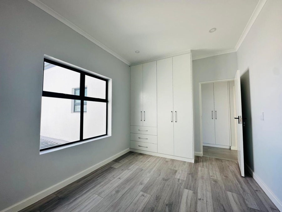 4 Bedroom Property for Sale in Sandown Western Cape